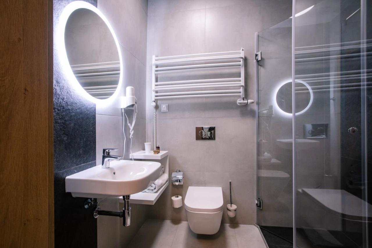 Holistic Otel Solec-Zdrój Dış mekan fotoğraf